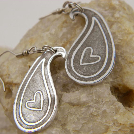 Etched Paisley Heart Drop Earrings